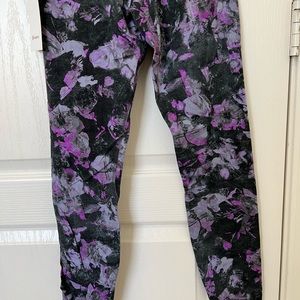 Lululemon 25” Align Sz 4 leggings NWT - grey floral print  (FSFM color code) HR